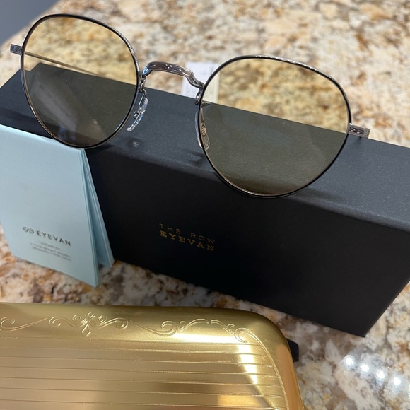 THE ROW - EVEVAN IN YELLOW FLYNN TITANIUM SUNGLASSES - Picture 9 of 12